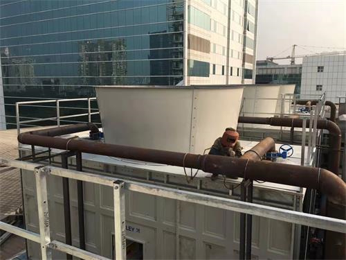 閉式冷卻塔的塔體結(jié)構(gòu)和重要部件有哪些組成？,閉式冷卻塔